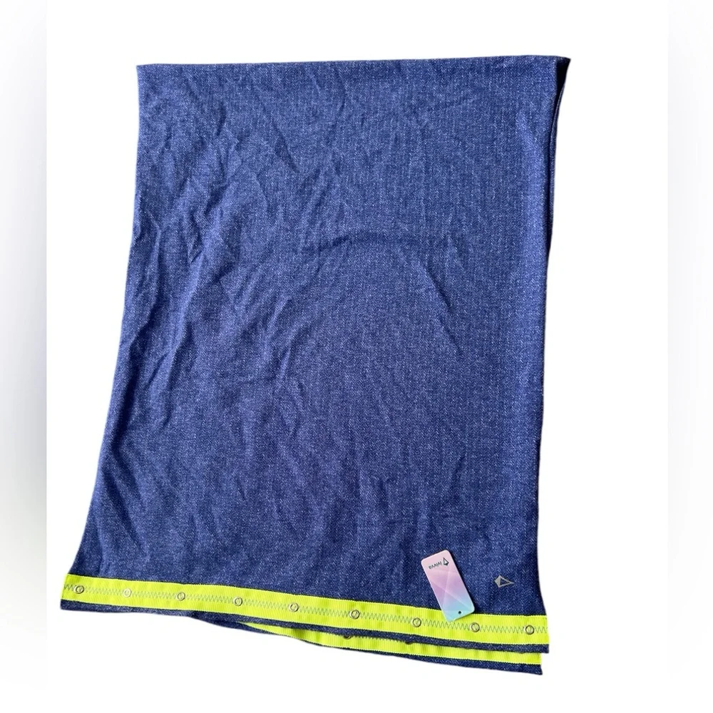 NWT Ivivva by Lululemon Village Chill Scarf OS Blue Yellow Snaps Gift Holidays